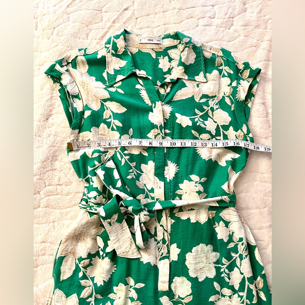 Mango Green Floral-print jumpsuit with tie and side pockets size L 🔥 - Picture 5 of 9